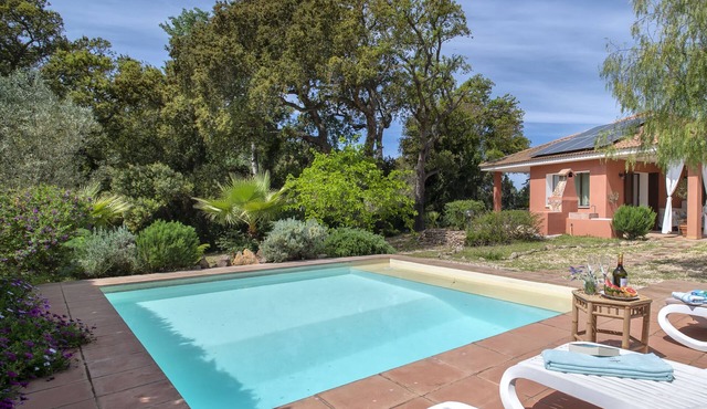 Alghero magnificent Albatros villa with pool and Air Conditioning in Valverde 122C in Alghero