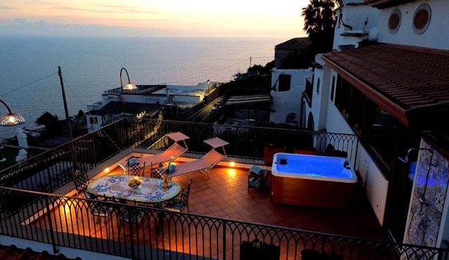 Amalfi House Marlidia