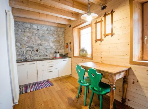 Apartment Albergo Diffuso - Cjasa Ustin-5 by Interhome