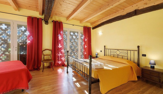 Apartment 'Bufalo' with Mountain View, Shared Pool and Wi-Fi