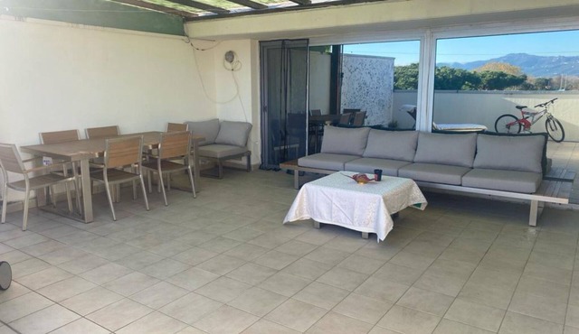 Apartment 'Casa Samantha A Viareggio' with Private Terrace and Air Conditioning