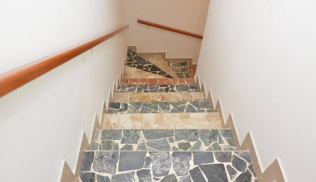 Apartment 'Con Terrazza - Ponte Romano' with Mountain View, Wi-Fi and Air Conditioning