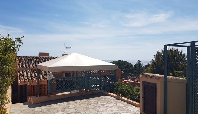 Apartment in a residential complex 5 minutes from Campulongu Beach