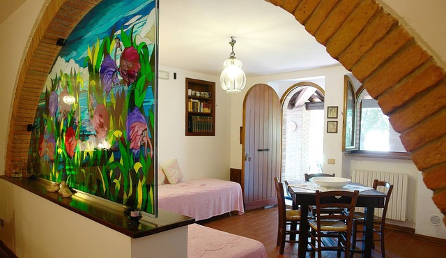 Apartment 'Lo Stagno - La Cerretola' with Shared Pool, Shared Garden and Wi-Fi
