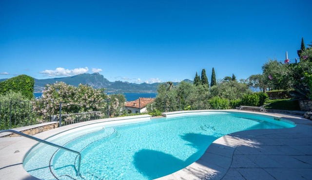 ApartmentsGarda - Villa Giada