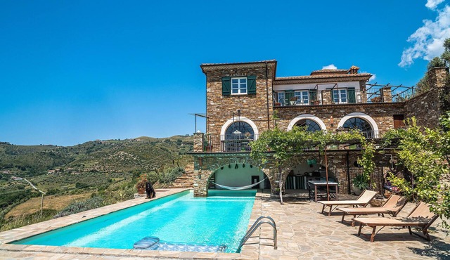 Awesome home in Perdifumo