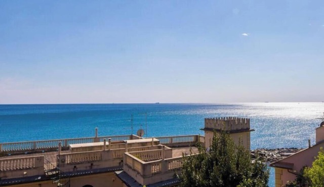 Beach 1Min | Sea View| 2BR| A/C| by Tilo