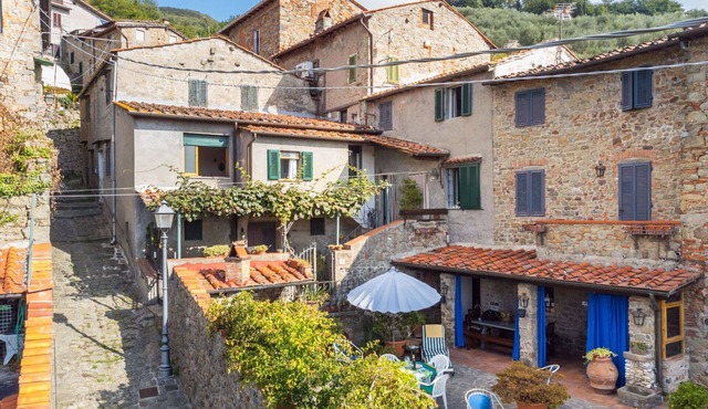 Beautiful apartment for 4 people with WIFI, A/C, pets allowed and panoramic view