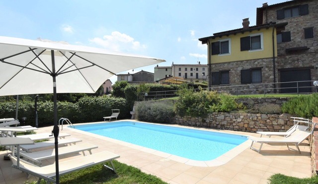 Beautiful private villa for 8 guests with pool, WIFI, TV, terrace and panoramic view