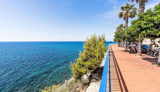 Beautiful villa for 4 people with WIFI and terrace