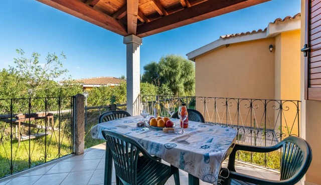 Bright detached villa in Capo Comino