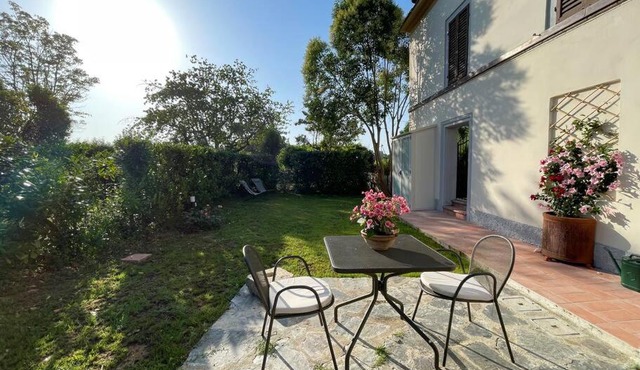 Carpineto1: Appartamento con giardino vicino Siena