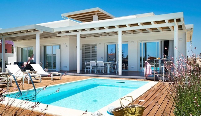 Casa Basilico - Four Bedroom Villa, Sleeps 8