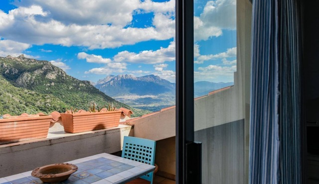 Casa Ortobene with mountain view in Nuoro