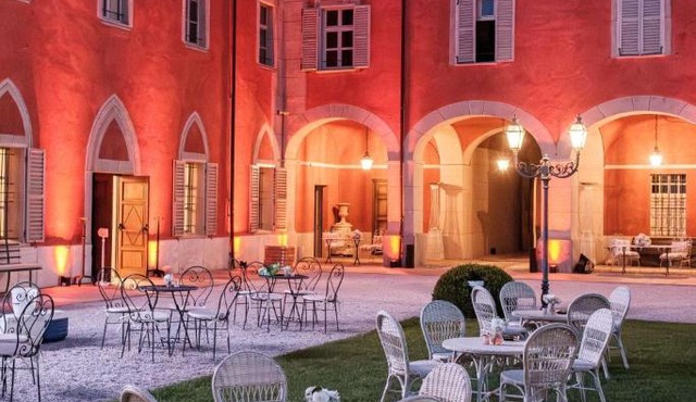 Castello di Morozzo Guest House