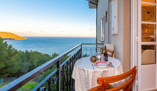 Cervo Piccolo Incanto Apartment with Balcony, Cervo, Italy