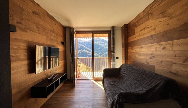 Chalet del Borgo 24 Prato Nevoso – Charming Wooden Apartment with Mountain Views