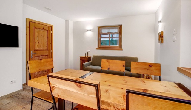 Chalet 'Pieri - Appartamento Bedogn' with Mountain View and Wi-Fi