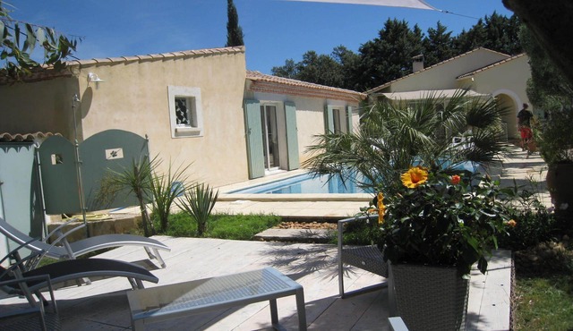 Charming house between Provence and Languedoc in Comps