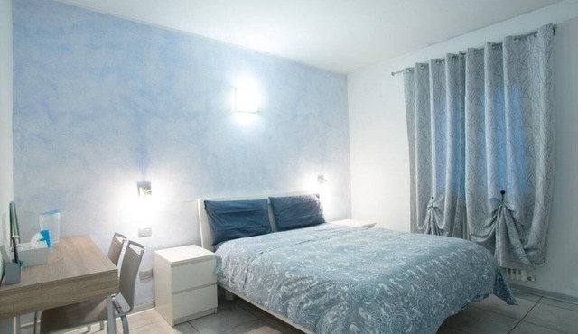 Classic Triple Room BLU ROOM