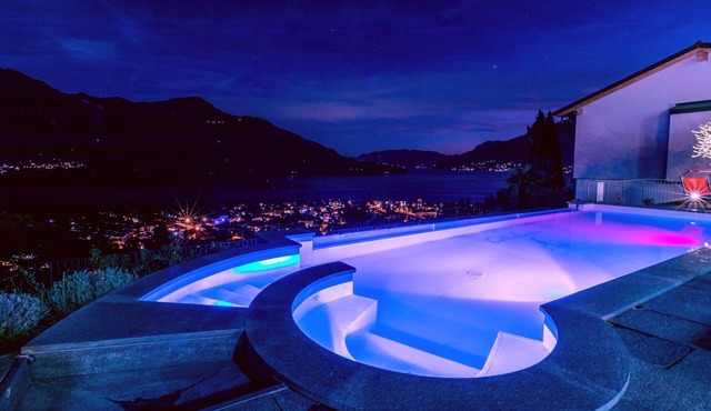 Collinetta Girasole Bungalow Holiday Apartment with Pool