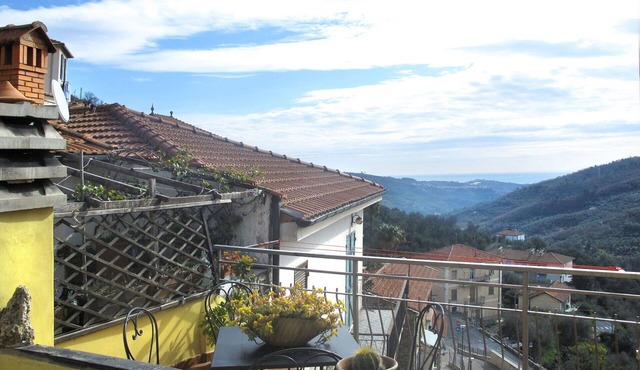 Cosy apartment for 4 guests with WIFI, TV, terrace and panoramic view