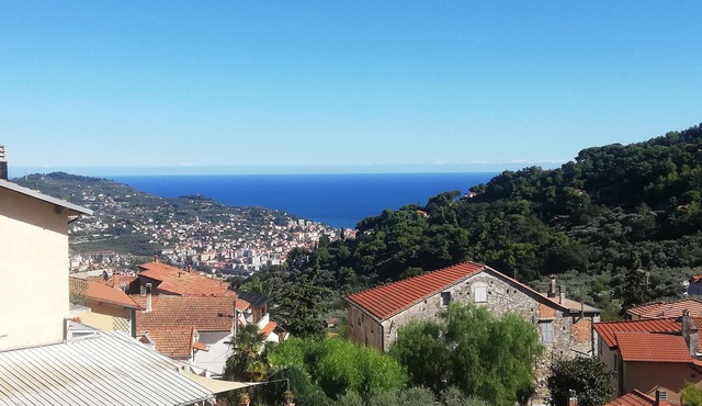 DALI HOLIDAY HOME 5 minutes from the sea and the cetacean sanctuary