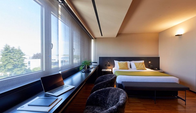 Delparco Hotel