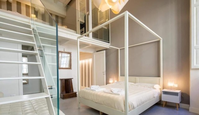 Experience Timeless Elegance at Florence Duplex Deluxe, up to 10!