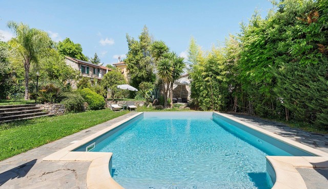Farmhouse 'Agriturismo Casa Didun' with Shared Pool, Private Terrace and Wi-Fi