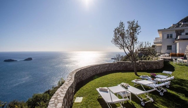 Feeling Italy Belvedere delle Sirene SeaView Retreat with Concierge