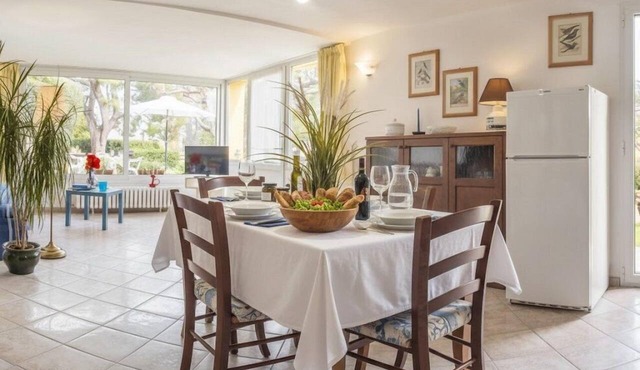 Flat in villa with garden | Ap29