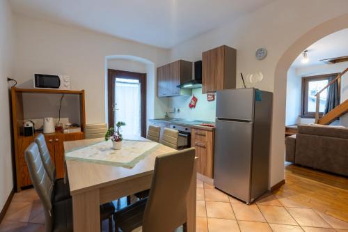 [Golf House Apartment]