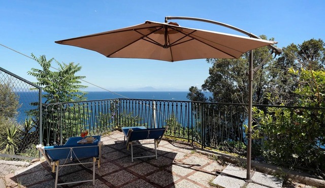 'Green Amalfi Coast' Apartment with Sea View, Wi-Fi and Air Conditioning
