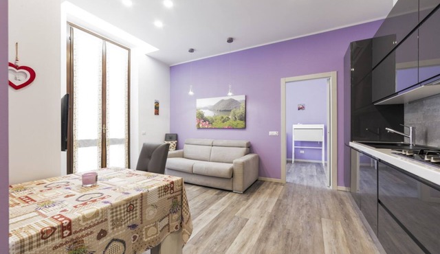 GuestHost - A stone's throw from Florence square Lovely Apartment
