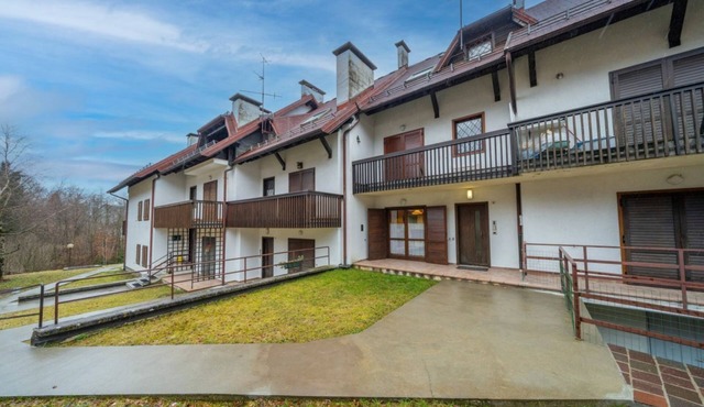 GuestHost - Zoncolan Mountain Lodge
