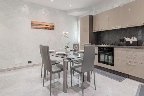 H11 SIMPLE HOME - Parcheggio