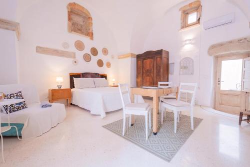 HISTORIA- Dimore Corte Chiesa in Corigliano dʼOtranto