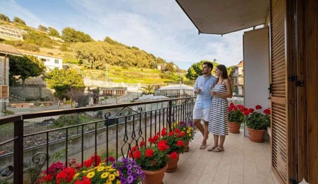 Holiday apartment with air conditioning and balcony