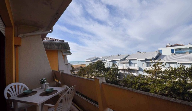 Holiday apartment with air conditioning and balcony