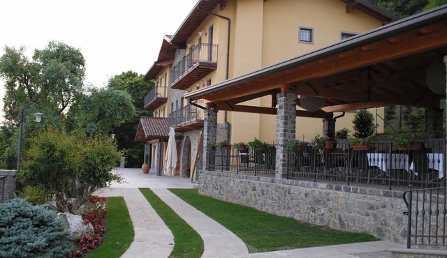 Hotel Camoretti