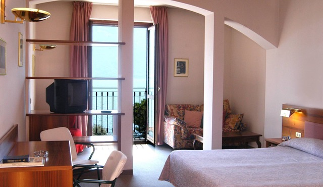 Hotel Moderno
