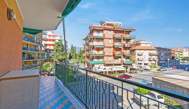House Carletta 200m From The Sea, Borghetto Santo Spirito, Italy