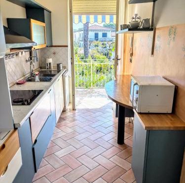 Il Sole in Terrazza - A due Passi dal Mare - Private Garden and Parking in Cinquale