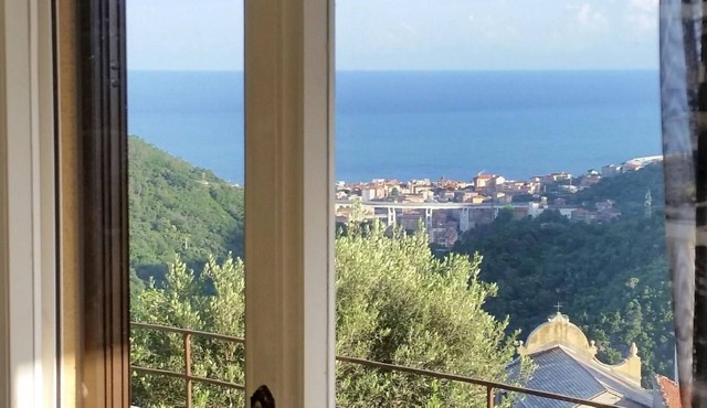 in Varazze mit Garten und Parkplatz by Interhome