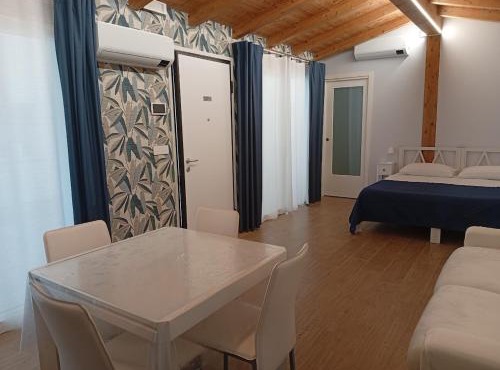 Iris Cottage