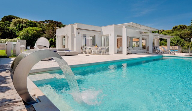 Stunning Sea View Villa, Porto Cervo. Sleeps 12 Adults
