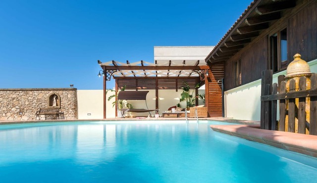 Villa in Marina Di Mancaversa-giannelli with 3 bedrooms sleeps 9