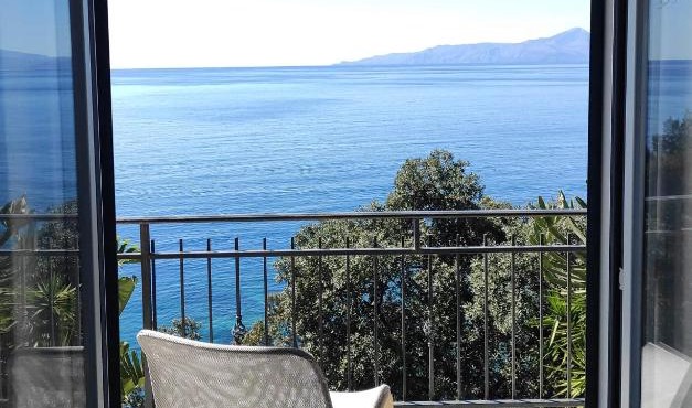 Judia Camere sul mare