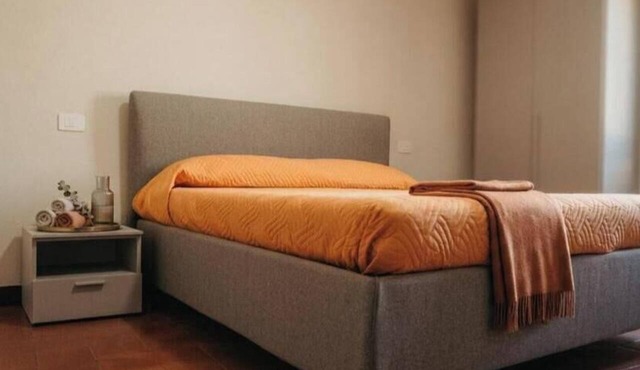 La Pace - Cozy Double Room on Piazza Tanucci in Stia - 2L